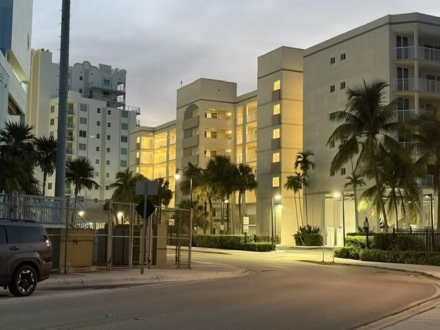 250 NE 181st Drive, Unit 406, Sunny Isles Beach, FL 33160 Photo