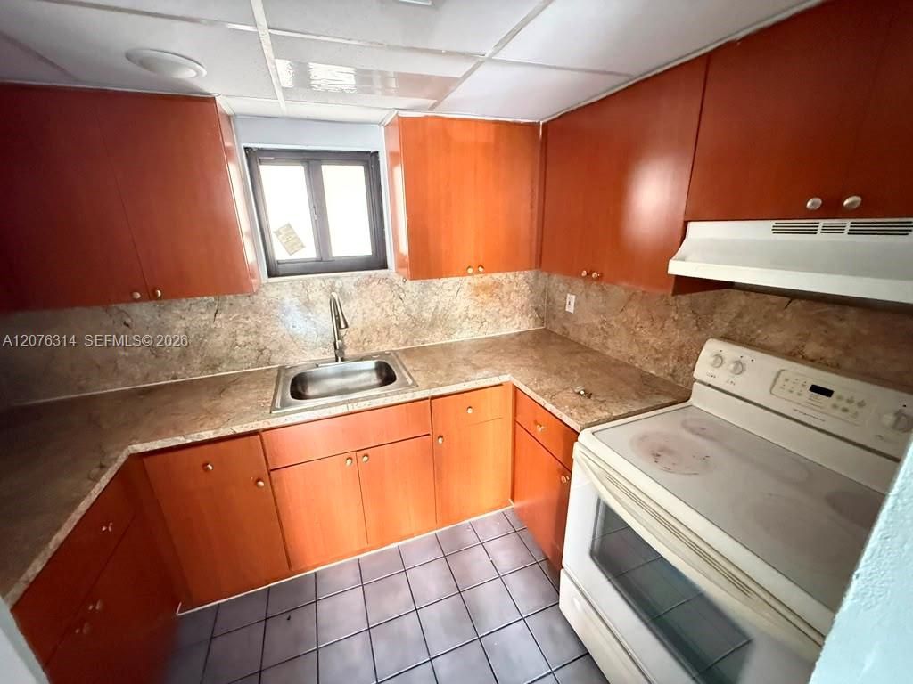 5 Olive Dr, Unit 13, Hialeah, FL 33010 Photo