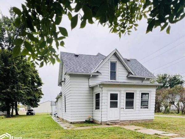 95 14th Street N, Northwood, IA 50469