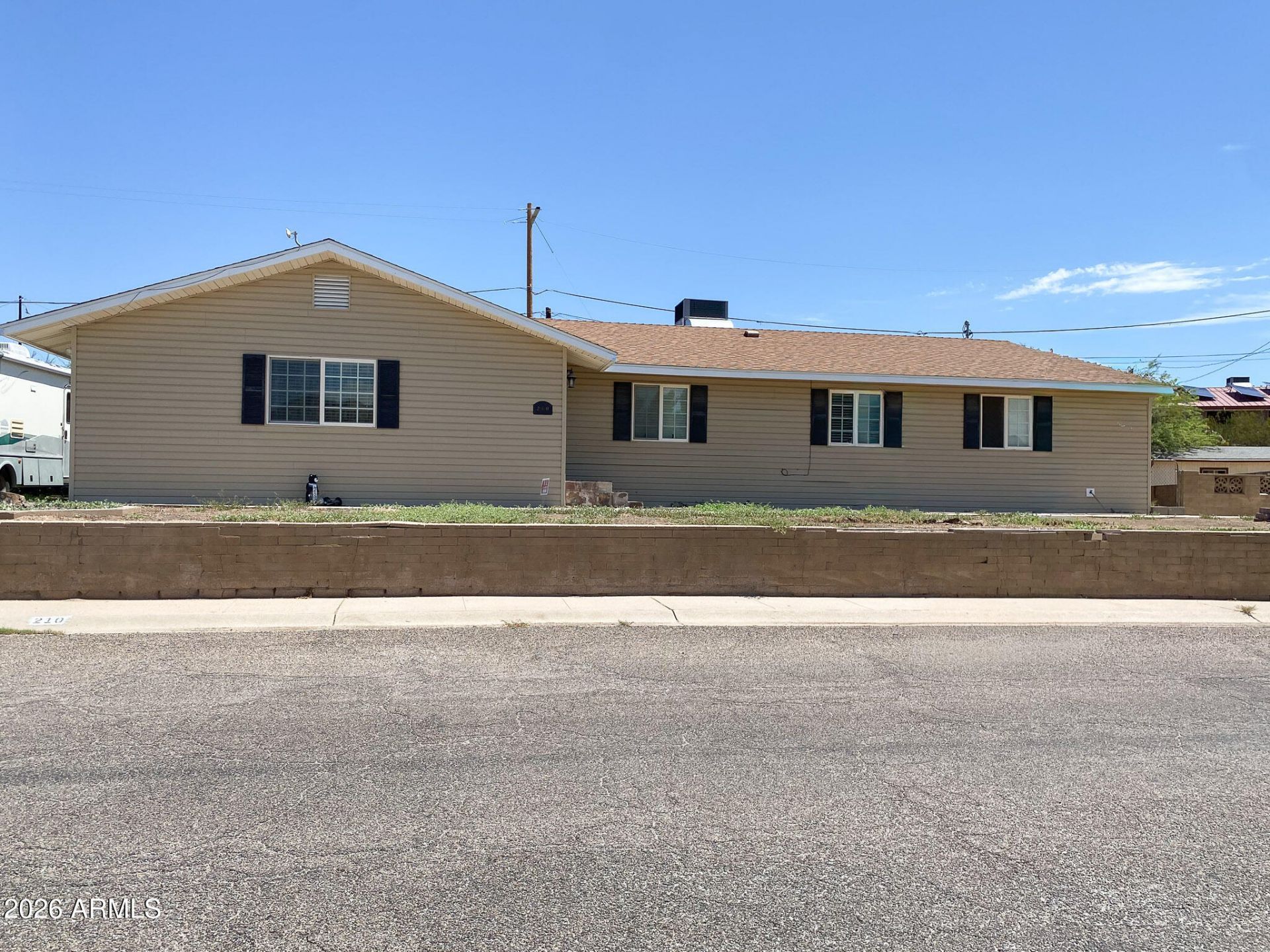 210 W VICTORIA Circle, Kearny, AZ 85137