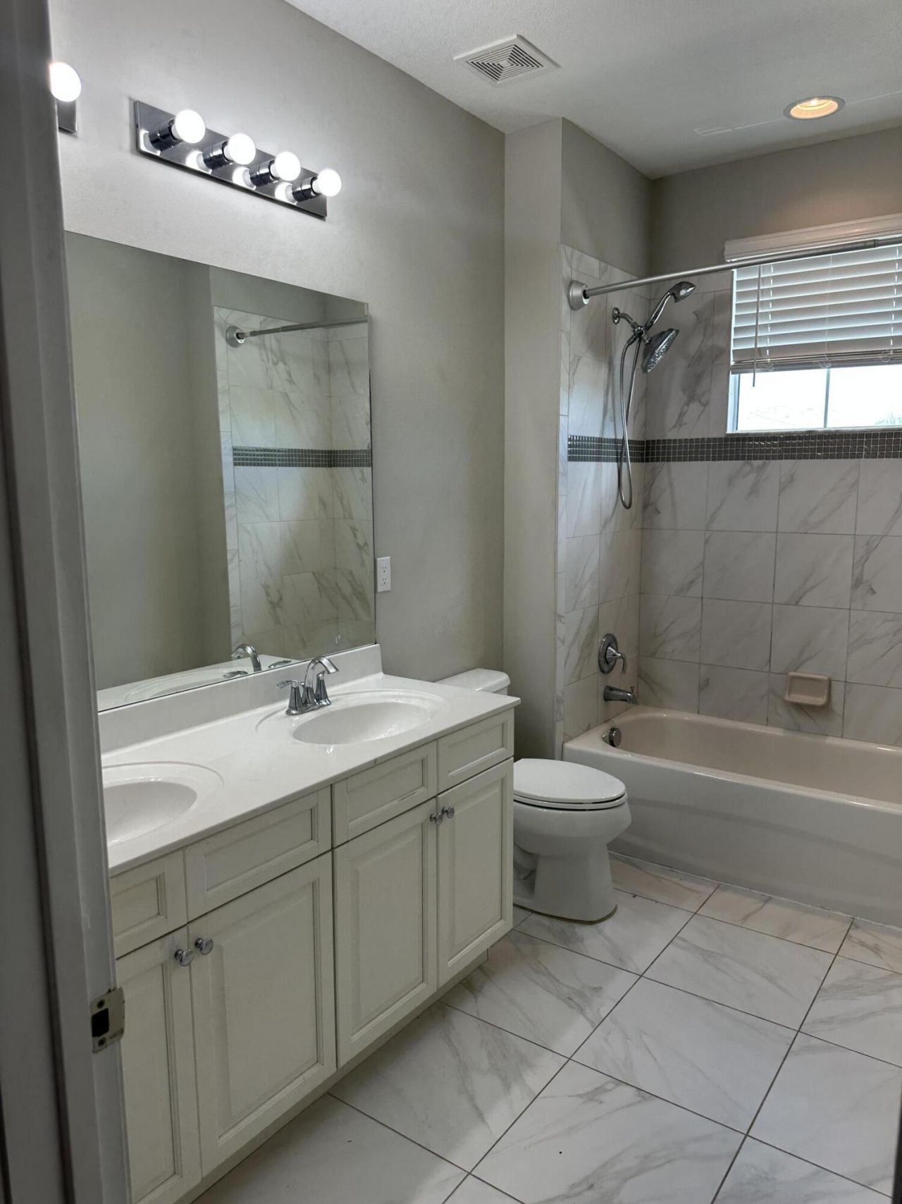 2010 NW Cataluna Circle, Port Saint Lucie, FL 34986 Photo