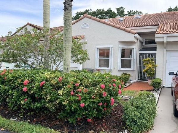 11132 S 180th Court S, Boca Raton, FL 33498