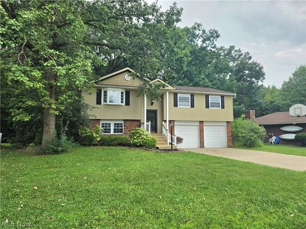 9900 Pebble Beach Cove, Aurora, OH 44202