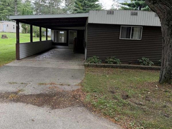 N750 Golf Road, Unit 51A, Prairie Du Sac, WI 53578