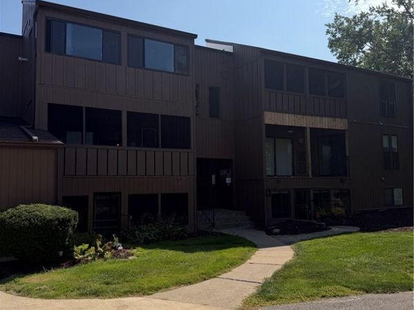 33803 Electric Boulevard , Avon Lake, OH 44012