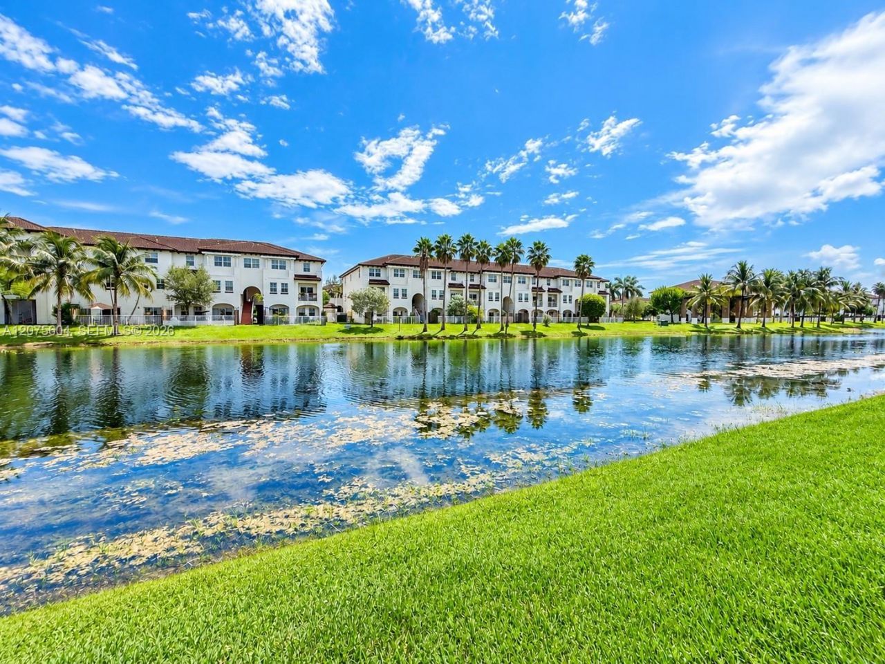 8945 NW 98th Ave, Doral, FL 33178 Photo