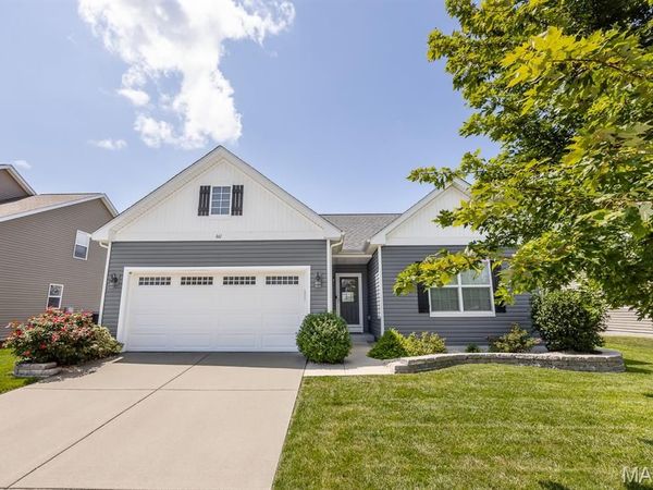 861 Bluff Ridge Lane, Shiloh, IL 62221