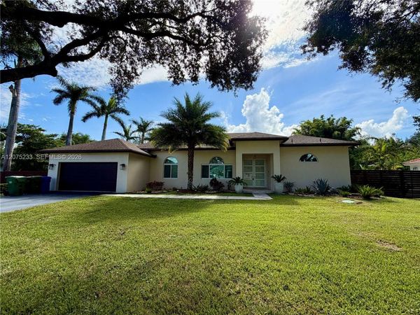 5600 SW 199th Ave , Pembroke Pines, FL 33332