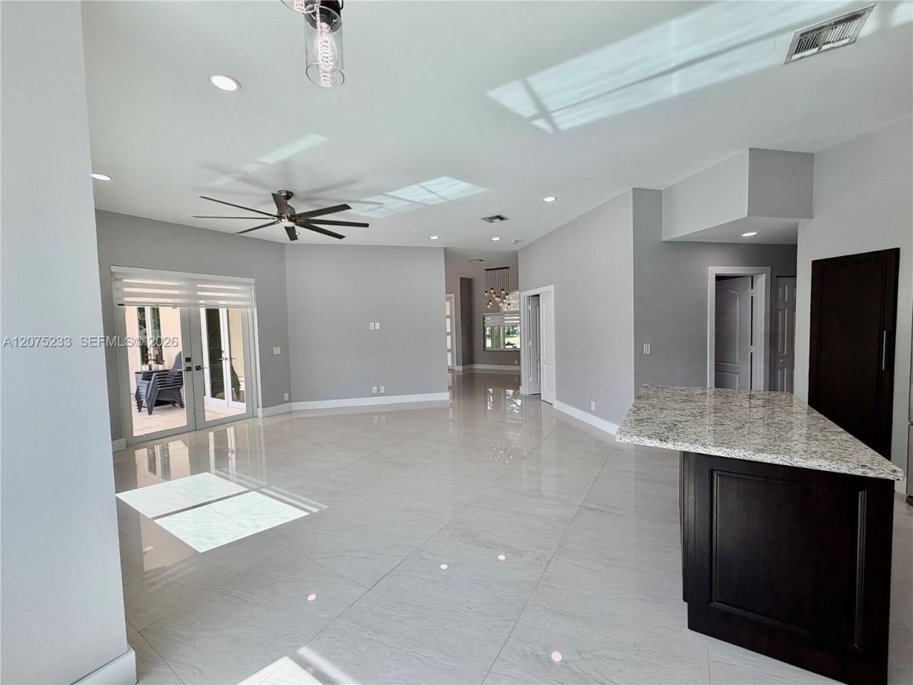 5600 SW 199th Ave , Pembroke Pines, FL 33332 Photo