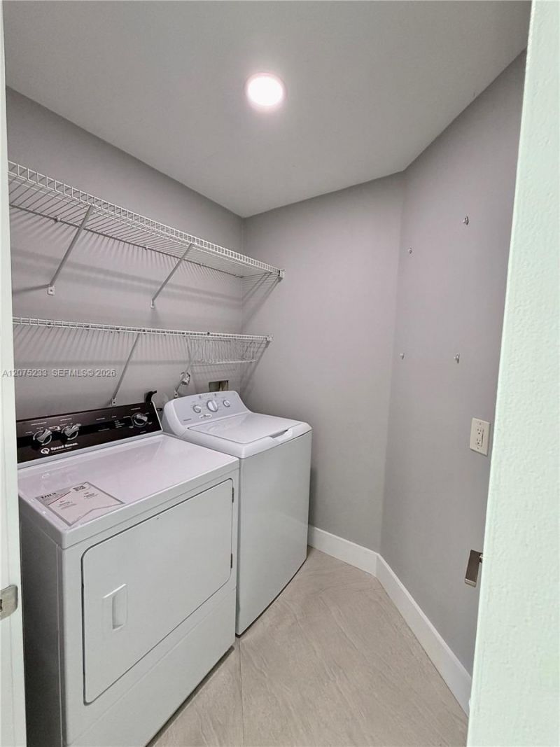 5600 SW 199th Ave , Pembroke Pines, FL 33332 Photo
