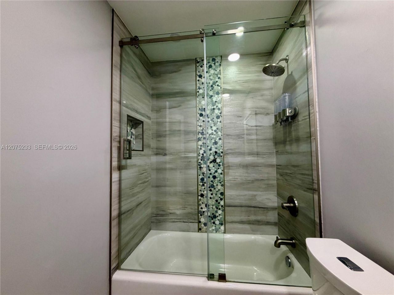 5600 SW 199th Ave , Pembroke Pines, FL 33332 Photo