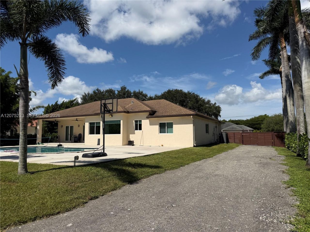 5600 SW 199th Ave , Pembroke Pines, FL 33332 Photo