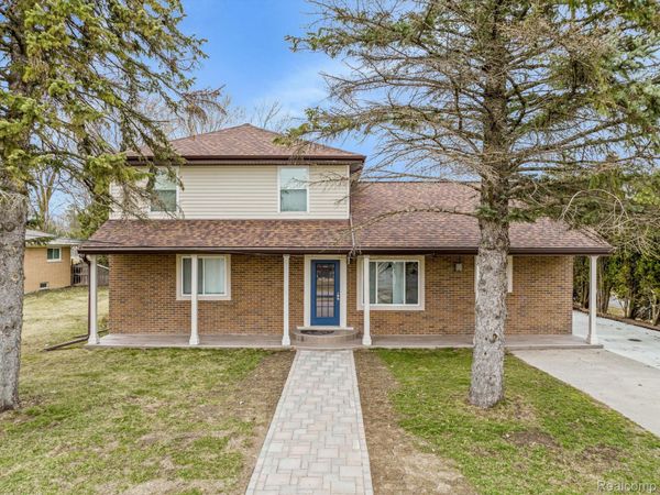 498 SOUTH Boulevard W, Rochester Hills, Mi 48307