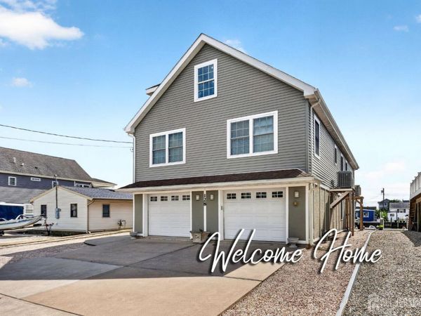 128 E Mohawk Drive, Tuckerton, NJ 08087