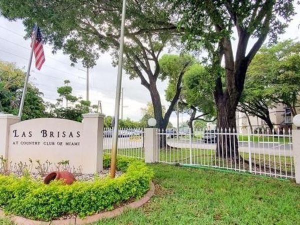 7035 NW 186TH Street, Unit D111, Hialeah, FL 33015