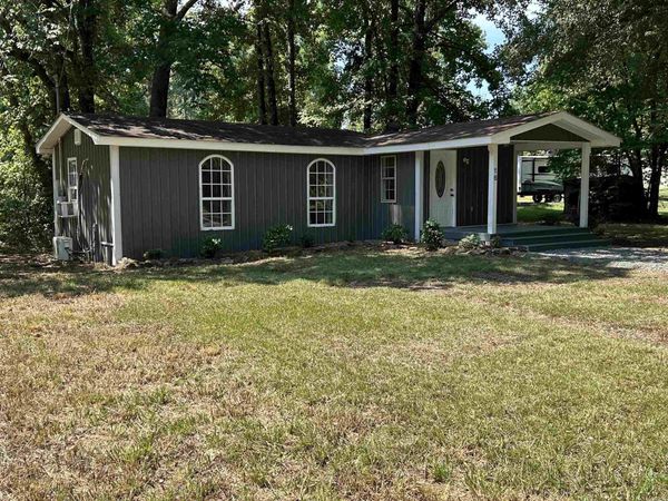 16 Garden Road, Morrilton, AR 72110