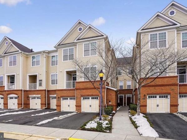 23255 MILLTOWN KNOLL SQUARE , Unit 111, ASHBURN, VA 20148