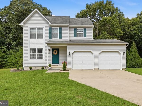 24 CHURCHILL DRIVE, MILLVILLE, NJ 08332