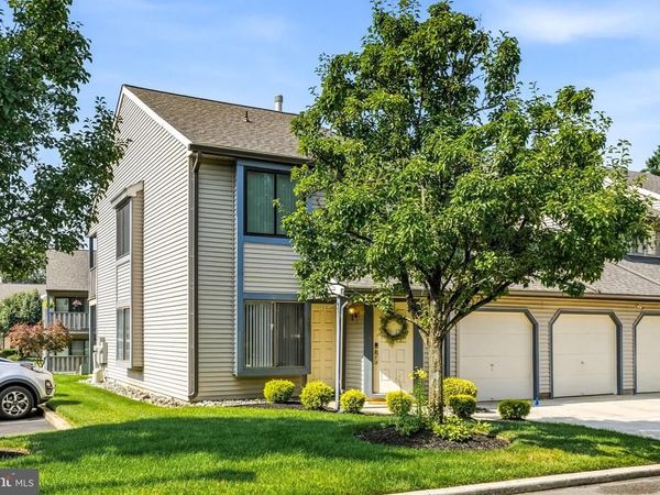 905 CHESTERWOOD COURT , MARLTON, NJ 08053