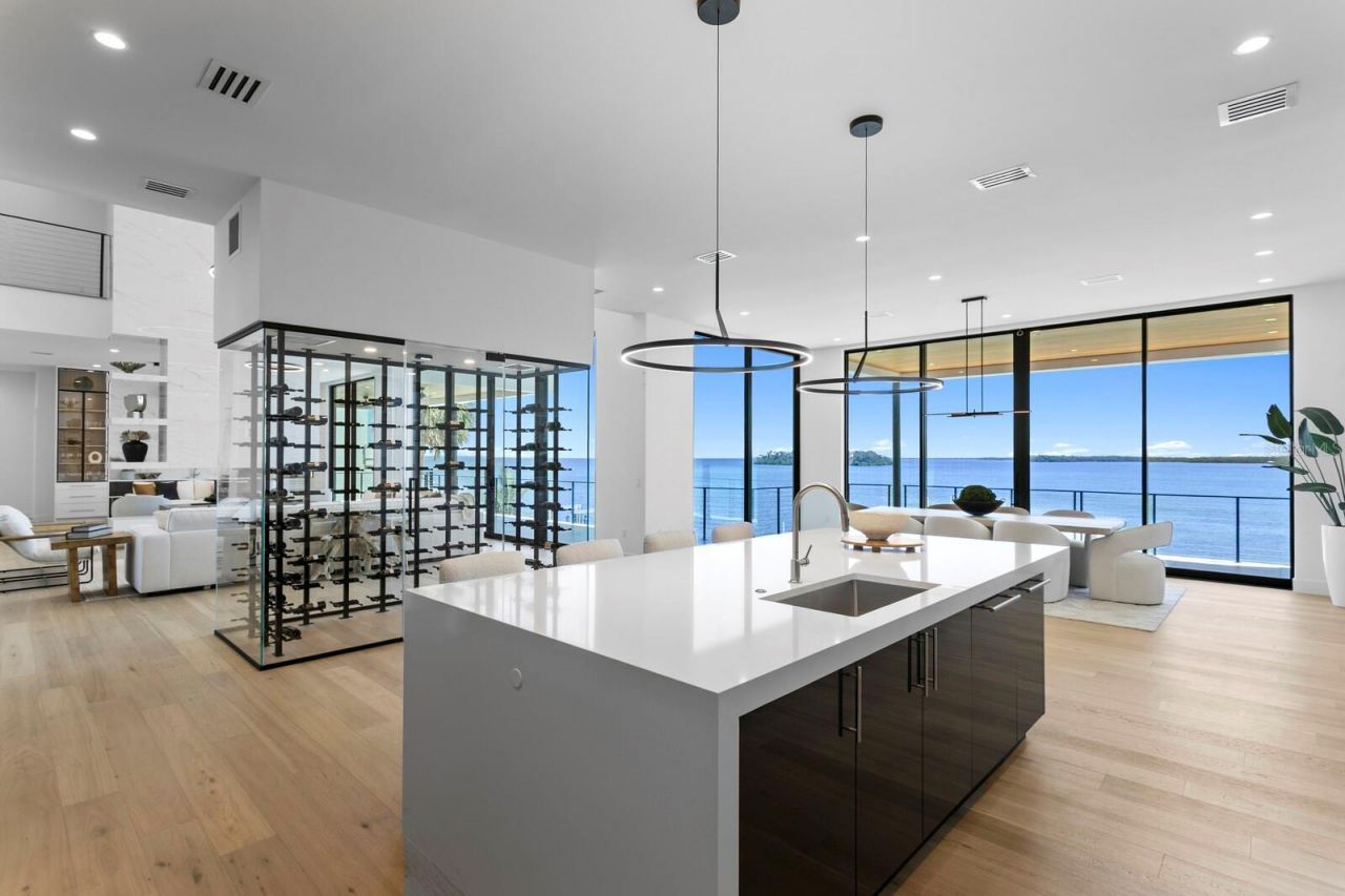 114 Sands Point Drive, Tierra Verde, FL 33715 Photo