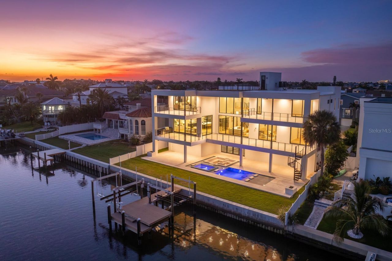 114 Sands Point Drive, Tierra Verde, FL 33715 Photo