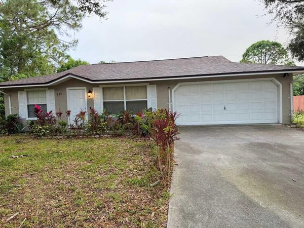 865 17TH Lane SW, Vero Beach, FL 32962
