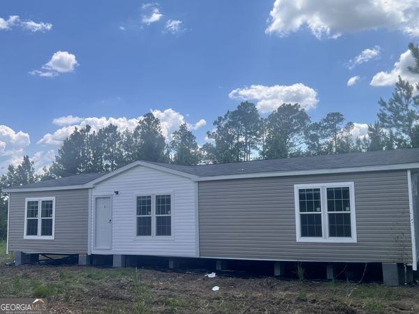 72 McLean Road, Lumber City, GA 31549