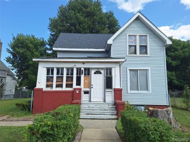38 Northbound Gratiot Avenue , Mt Clemens, Mi 48043