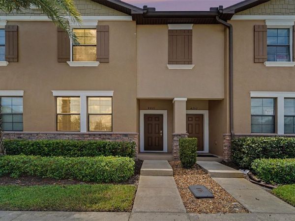 4260 FENNWOOD COURT , WESLEY CHAPEL, FL 33543