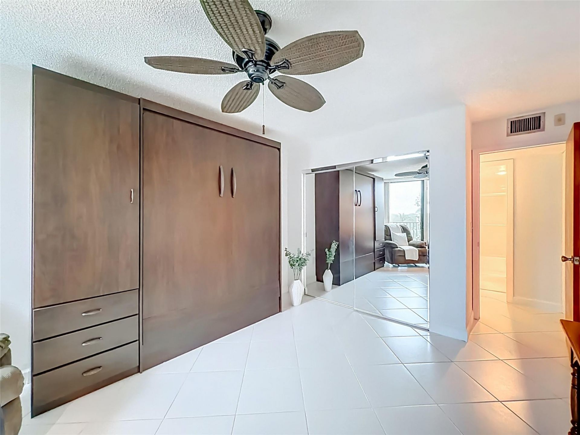 1101 River Reach Drive, Unit 502, Fort Lauderdale, FL 33315 Photo