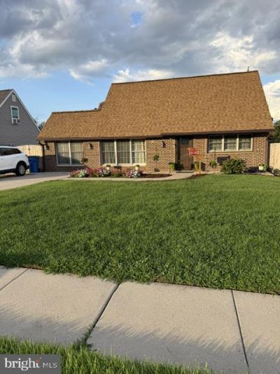 16 PARKSIDE CIRCLE , LEVITTOWN, PA 19056