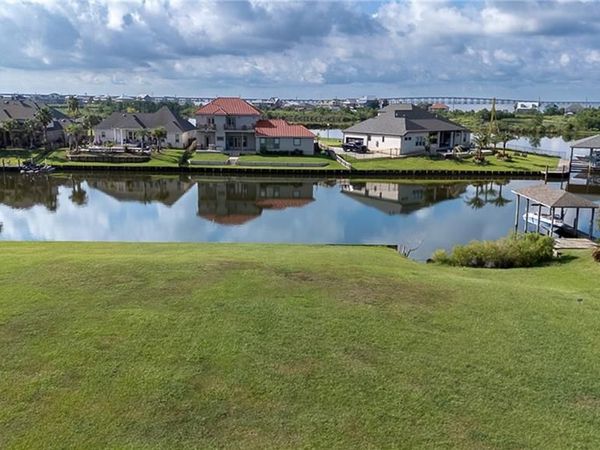 1454 ROYAL PALM Drive , Slidell, LA 70458