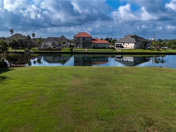 1456 ROYAL PALM Drive , Slidell, LA 70458