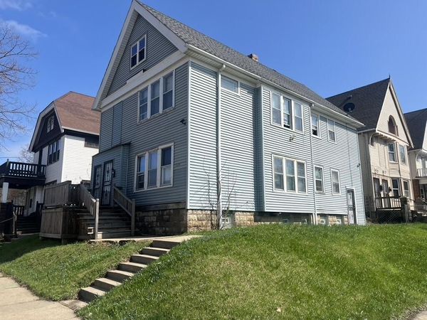 2481-2483 W Locust STREET, Milwaukee, WI 53206