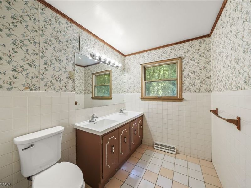 1091 Nina Lane, Akron, OH 44333 Photo 16