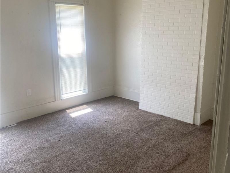3802 Denison Avenue, Unit DOWN, Cleveland, OH 44109 Photo 2