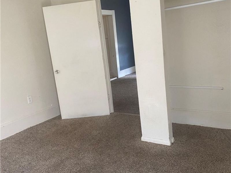 3802 Denison Avenue, Unit DOWN, Cleveland, OH 44109 Photo 6