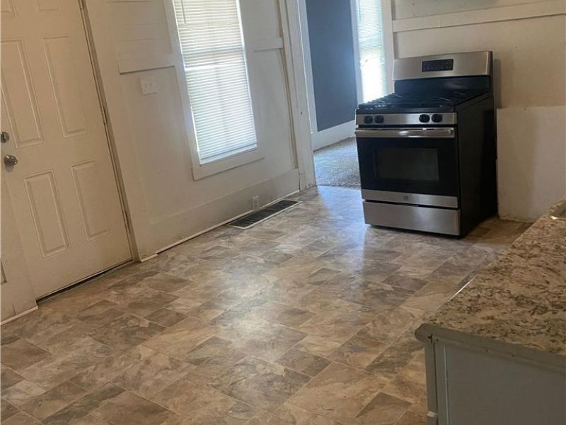 3802 Denison Avenue, Unit DOWN, Cleveland, OH 44109 Photo 9