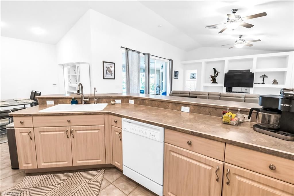 2602 SE 21st Ave, Cape Coral, FL 33904 Photo
