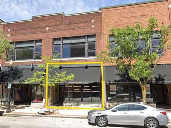 16 N Broadway , Aurora, IL 60505