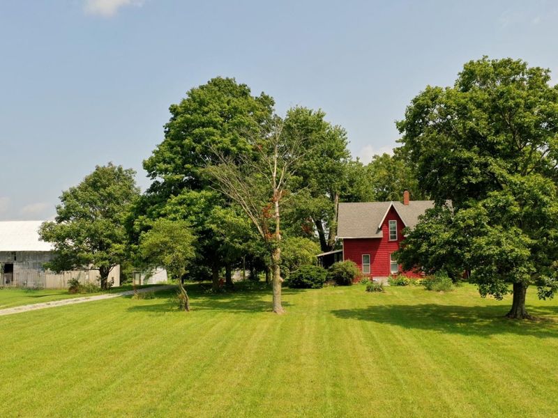 6736 Davisson Road, Mechanicsburg, OH 43044 Photo 2