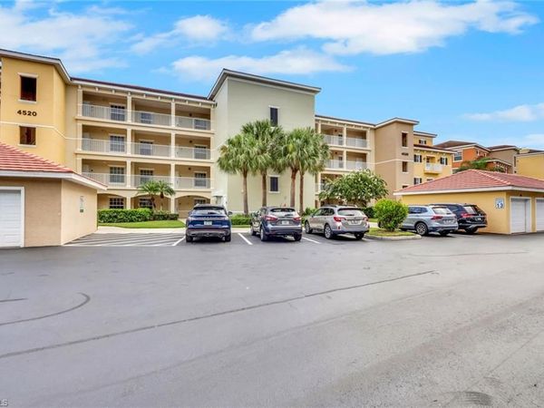 4520 Botanical Place CIR , Unit 204, NAPLES, FL 34112