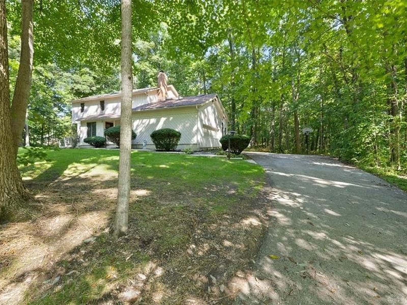 678 Winding Ridge Lane, Sidney, OH 45365 Photo 6