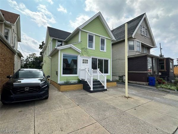 2709 Clark Avenue, Cleveland, OH 44109