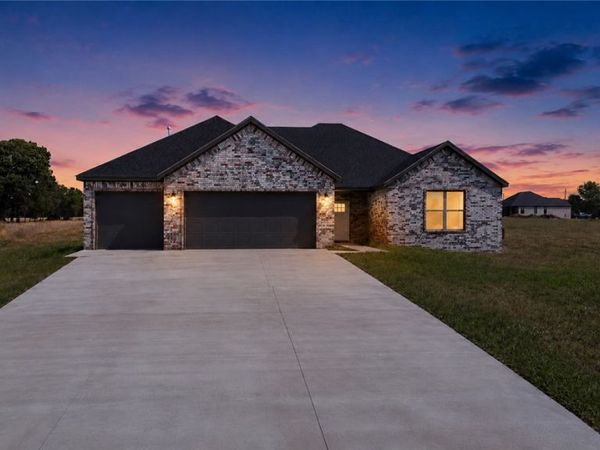2510 Peterson Road , Gentry, AR 72734