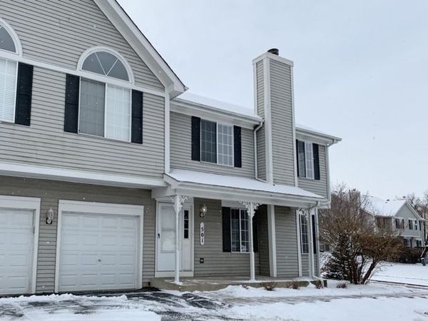 501 Lowell Drive , South Elgin, IL 60177