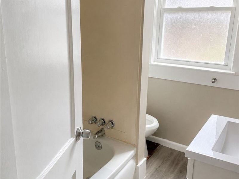 4288 E 131st Street, Cleveland, OH 44105 Photo 6
