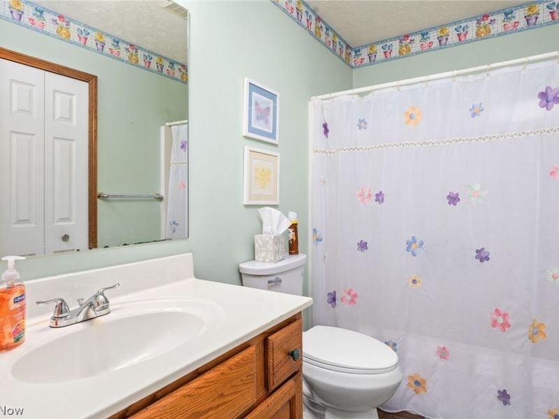 621 Continental Drive, Medina, OH 44256 Photo 24