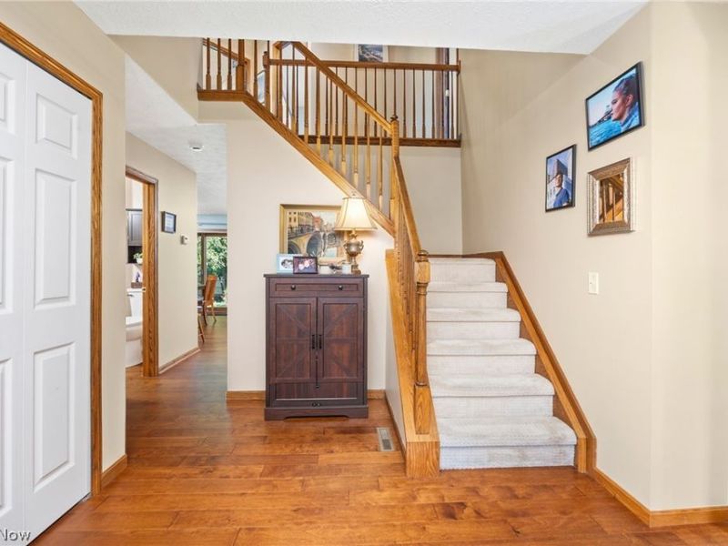 621 Continental Drive, Medina, OH 44256 Photo 5