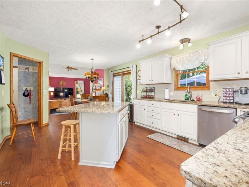 621 Continental Drive, Medina, OH 44256 Photo 8